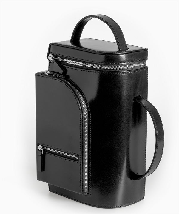 Merryl Tielman | shiny black Fabiola hand/shoulder bag