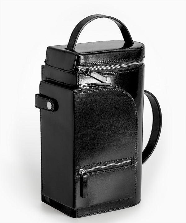 Merryl Tielman | shiny black Fabiola hand/shoulder bag