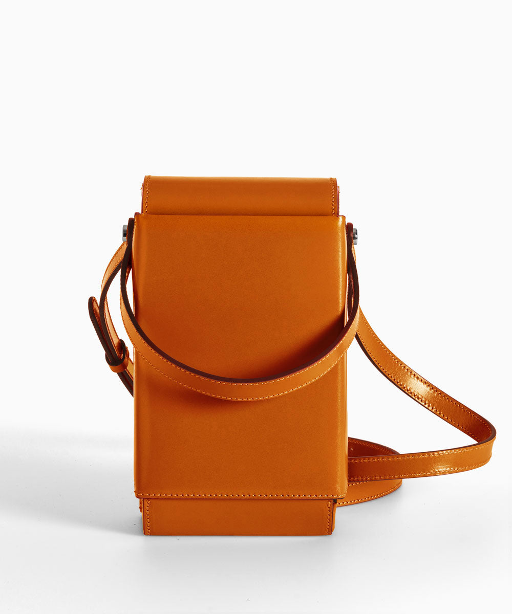 Merryl Tielman | shiny brandy Frank crossbody bag