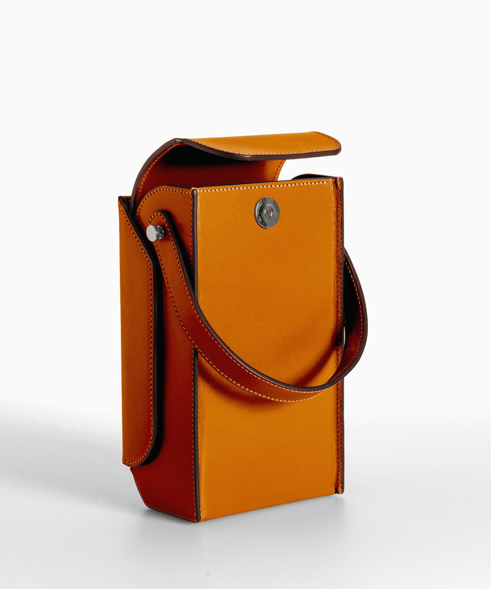 Merryl Tielman | shiny brandy Frank crossbody bag