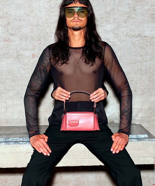 Merryl Tielman | matte berry Barbara-mini hand/shoulder bag