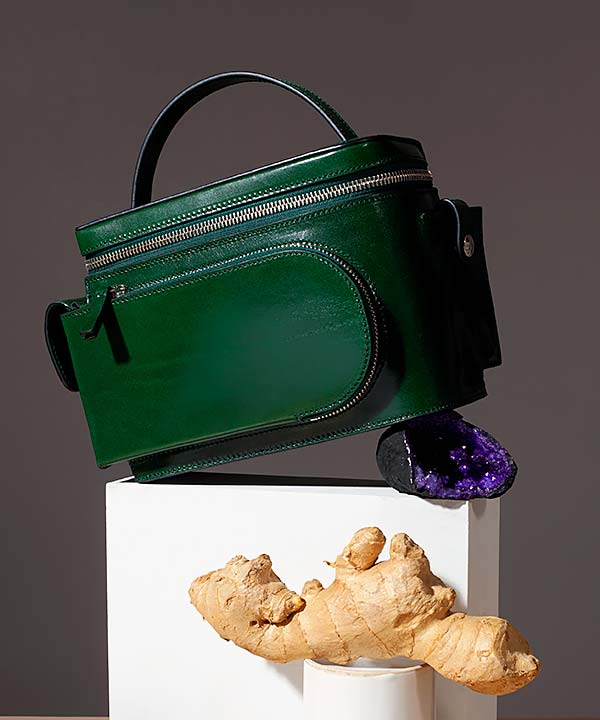 Merryl Tielman | shiny dark green Esther hand/shoulder bag