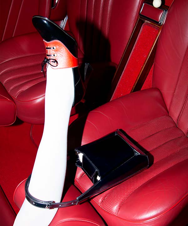 Merryl Tielman | shiny black Kristel handbag/mini-tote
