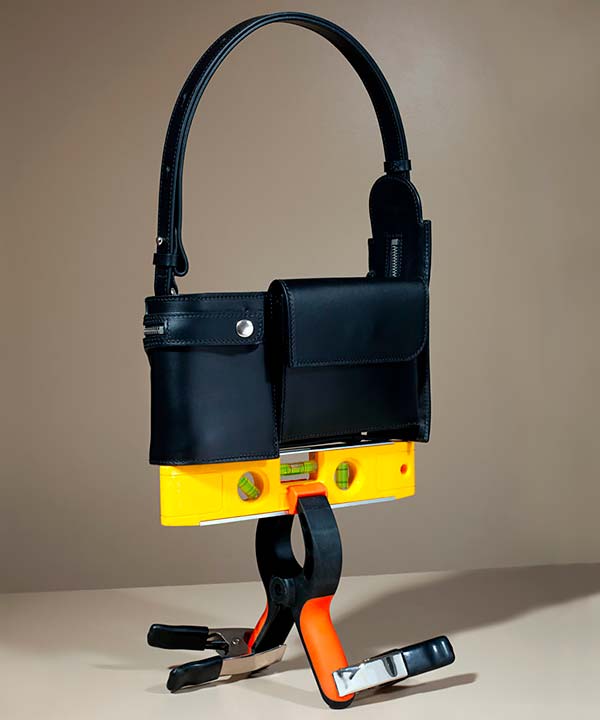 Merryl Tielman | matte black Louwrens shoulder bag