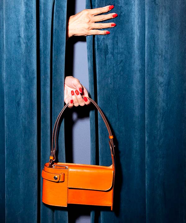 Merryl Tielman | shiny brandy Louwrens shoulder bag