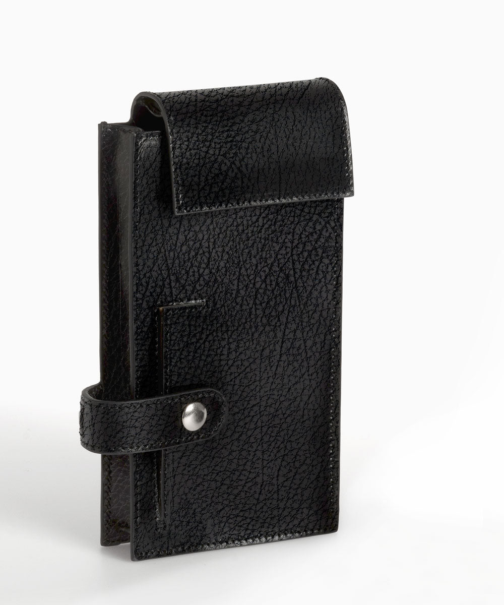 Merryl Tielman | black pebbled Jimmy pouch/crossbody bag