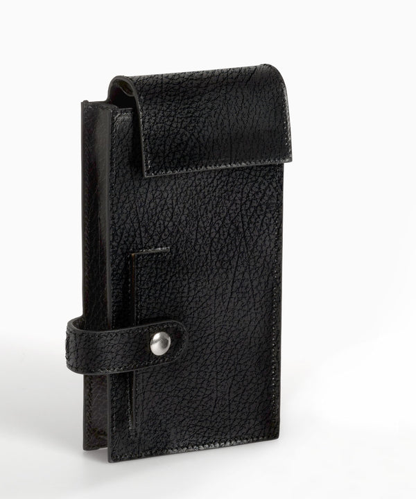 Merryl Tielman | black pebbled Jimmy pouch/crossbody bag