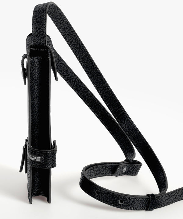 Merryl Tielman | black pebbled Jimmy pouch/crossbody bag