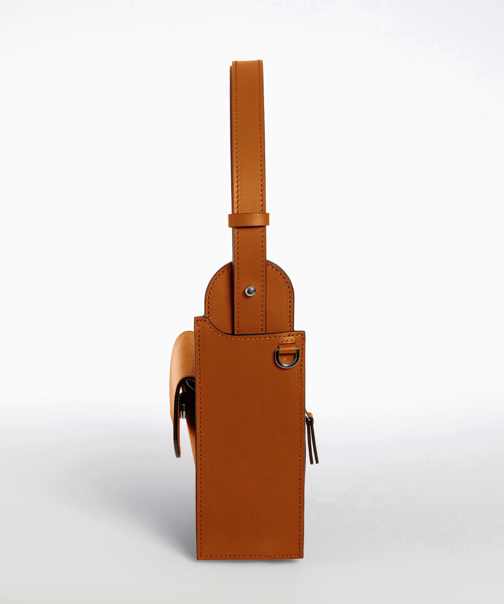 Merryl Tielman | shiny brandy Louwrens shoulder bag